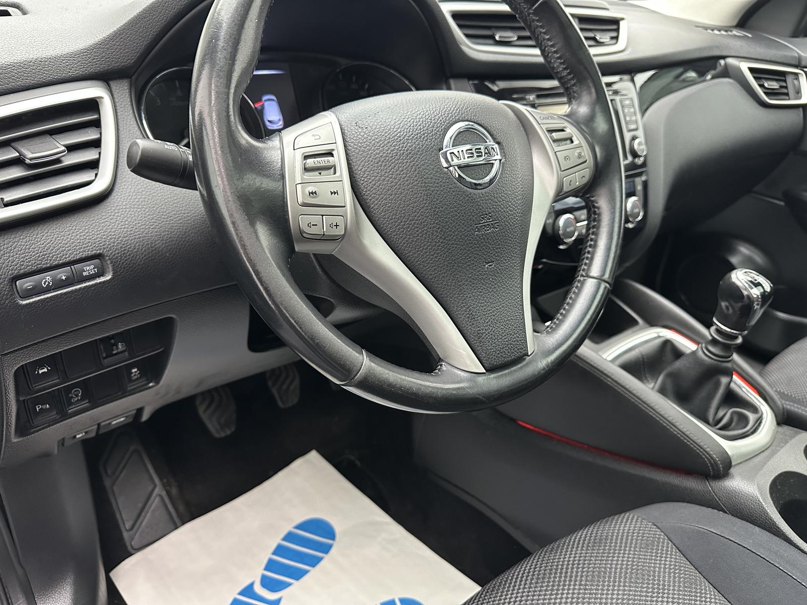 Nissan Qashqai Visia "PANO-NAVI-CAM-MULTI-SITZH"