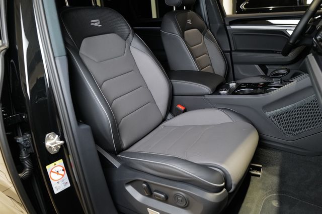 Volkswagen Touareg 3.0TDI R-Line Allradlenk AHK StdHz Keyle
