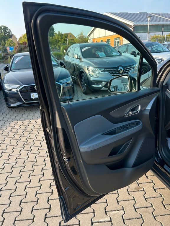 Car Image 27