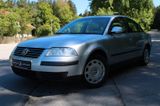 Volkswagen Passat 2.0 Limousine 1.Hand KLIMAAUTO. MP3PLAYER - Volkswagen Passat: 3.0