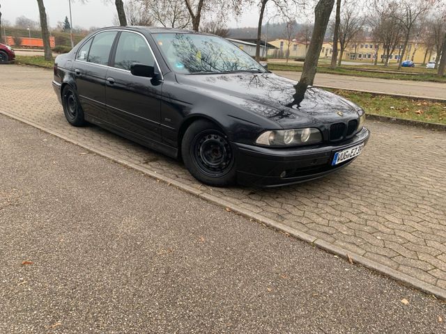 BMW Bmw e39 520i