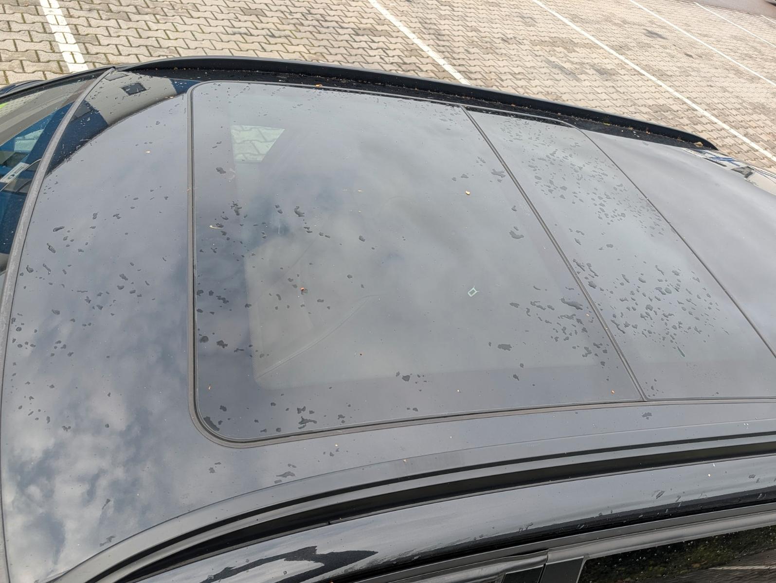 BMW 320 2011 — photo 8