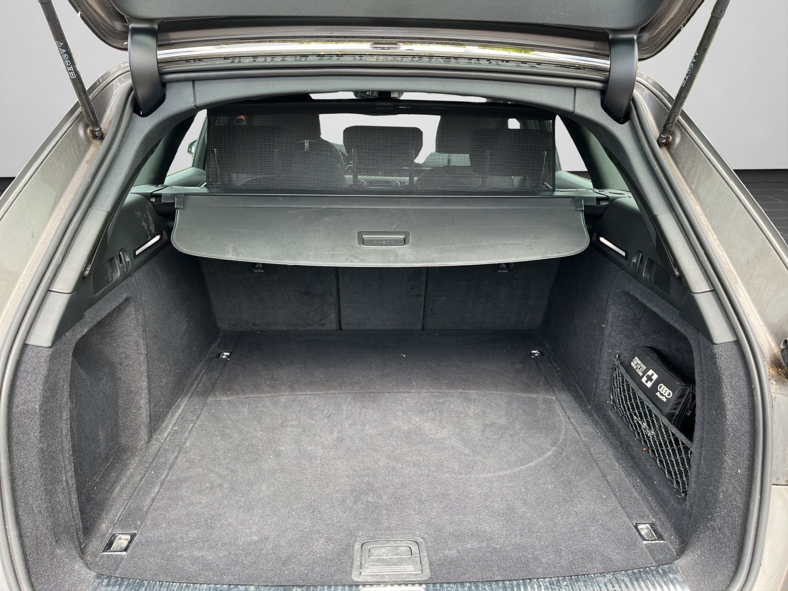 Audi A4 - Bild 16