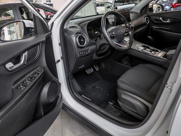 Hyundai Kona Trend Elektro 2WD Kamera KRELL Navi LED