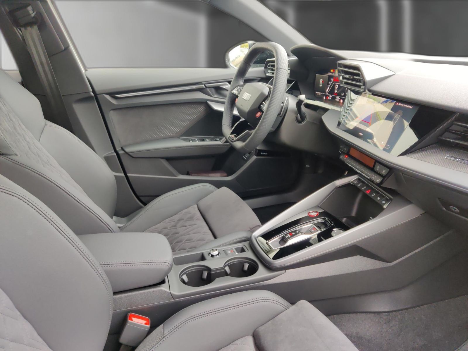 Audi RS3 - Bild 10