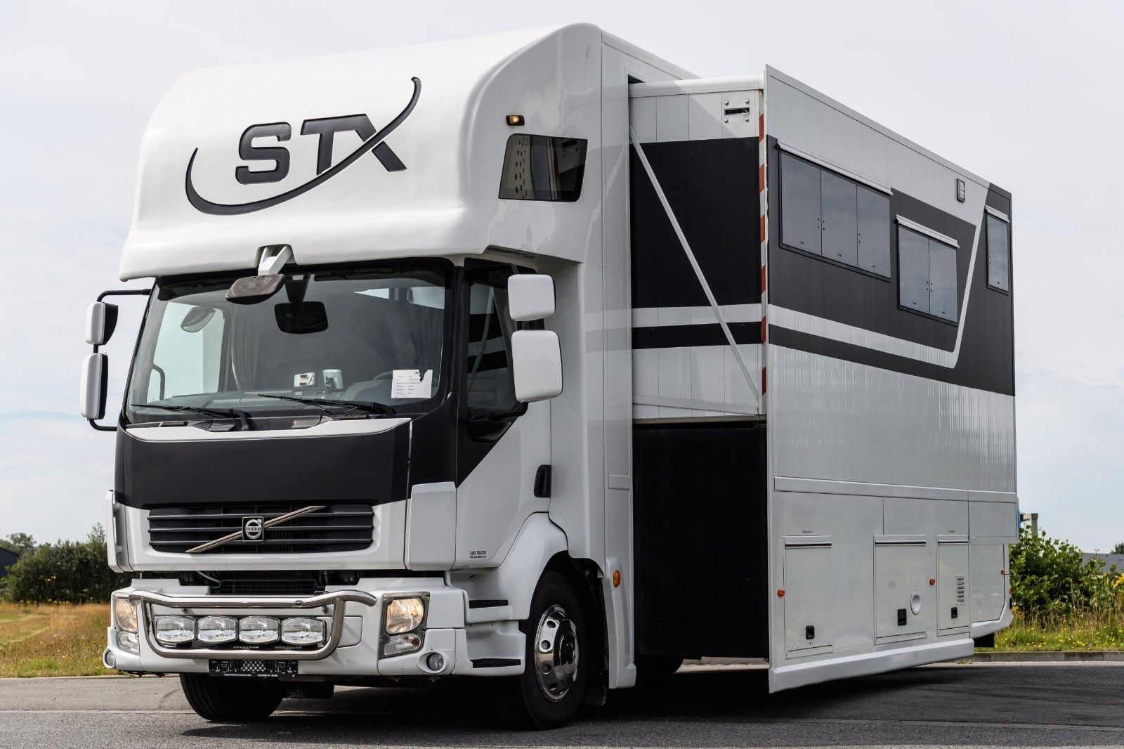Fahrzeugabbildung Andere Volvo FL 290 Wohnmobil STX Aufbau 2 x Pop Out