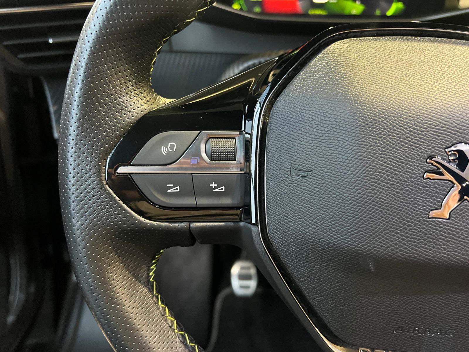 Fahrzeugabbildung Peugeot 2008 GT-Line RKF LED ALU