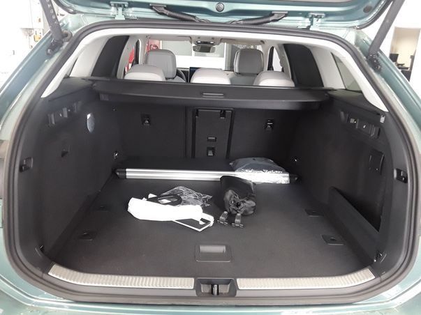 Volkswagen Passat Variant - Bild 10