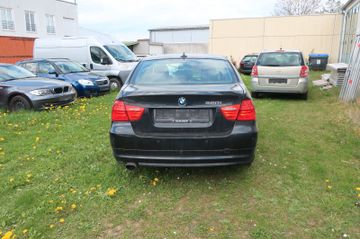 BMW 320 - 4
