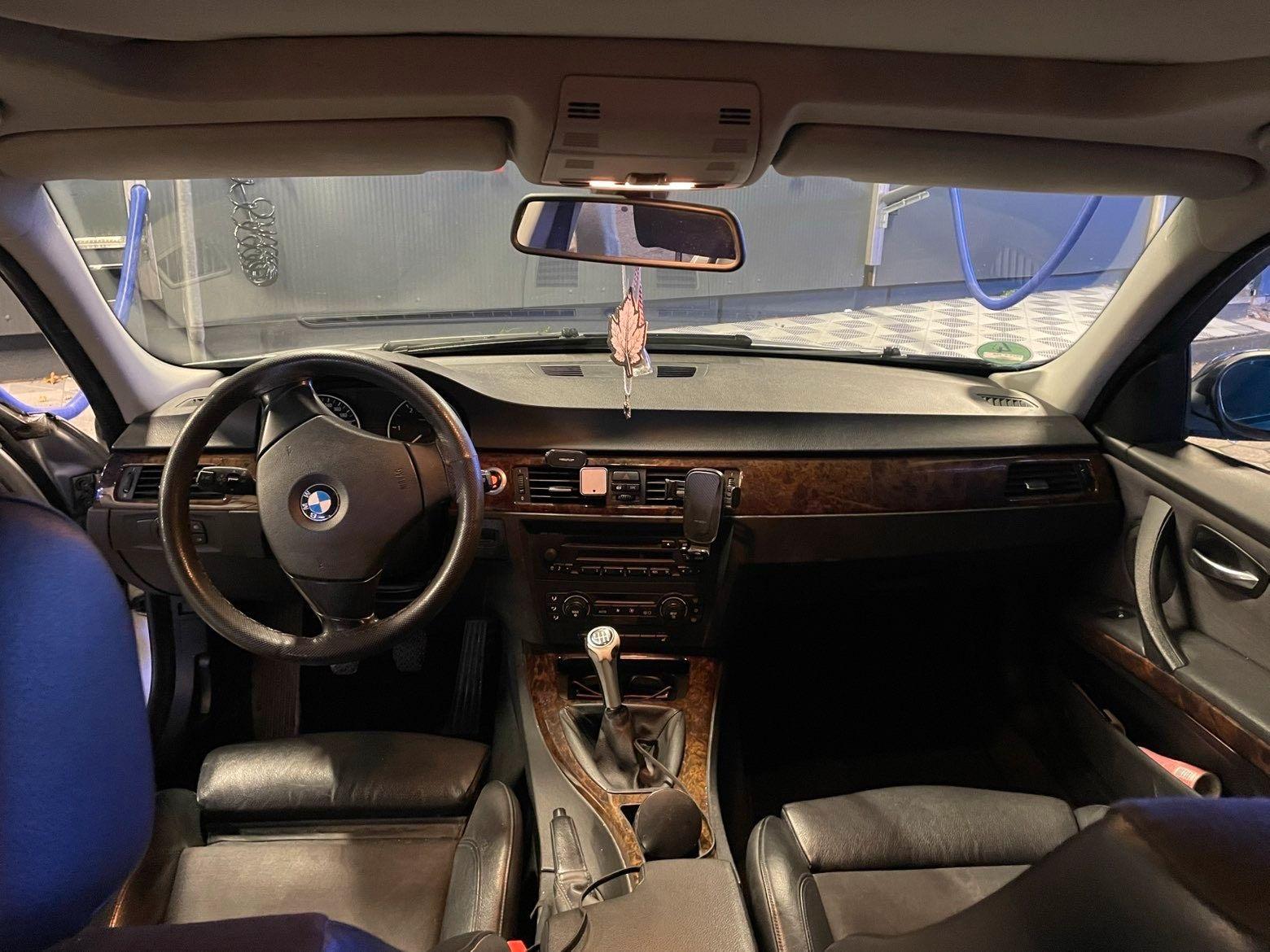 BMW 320 2005 — photo 5