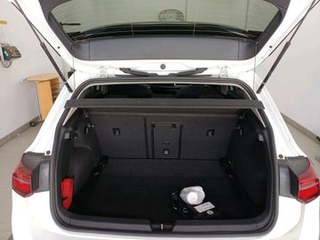 Volkswagen Golf - 11