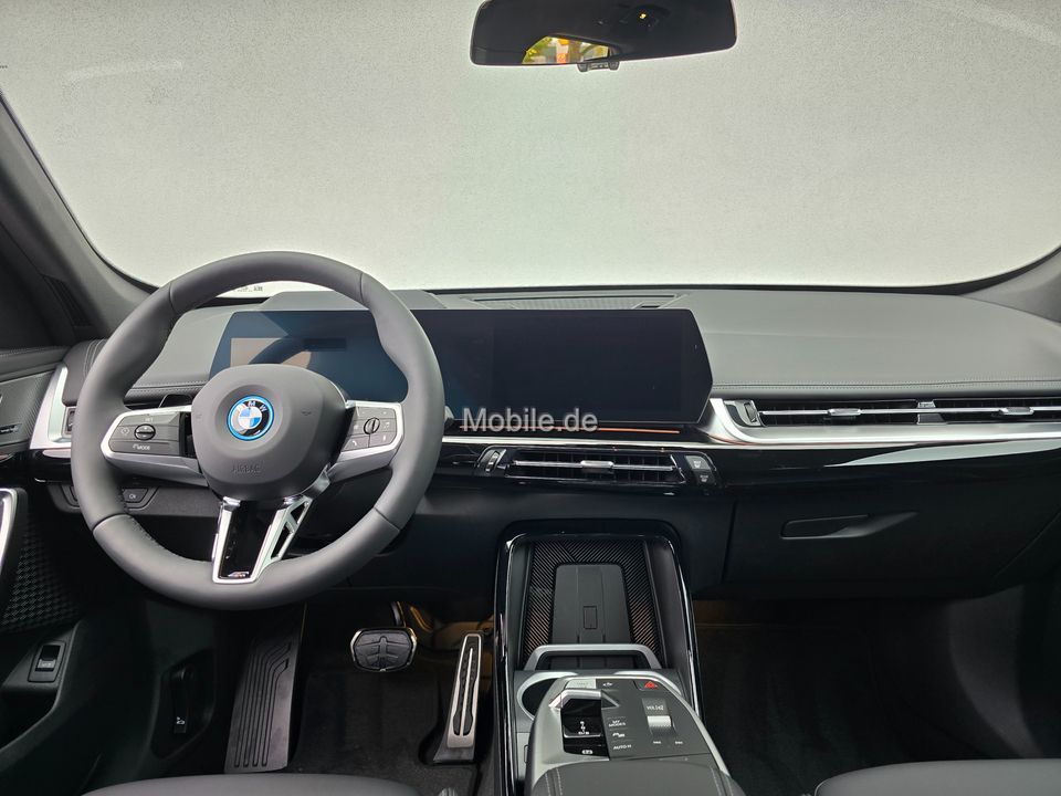 BMW iX1 - Bild 11
