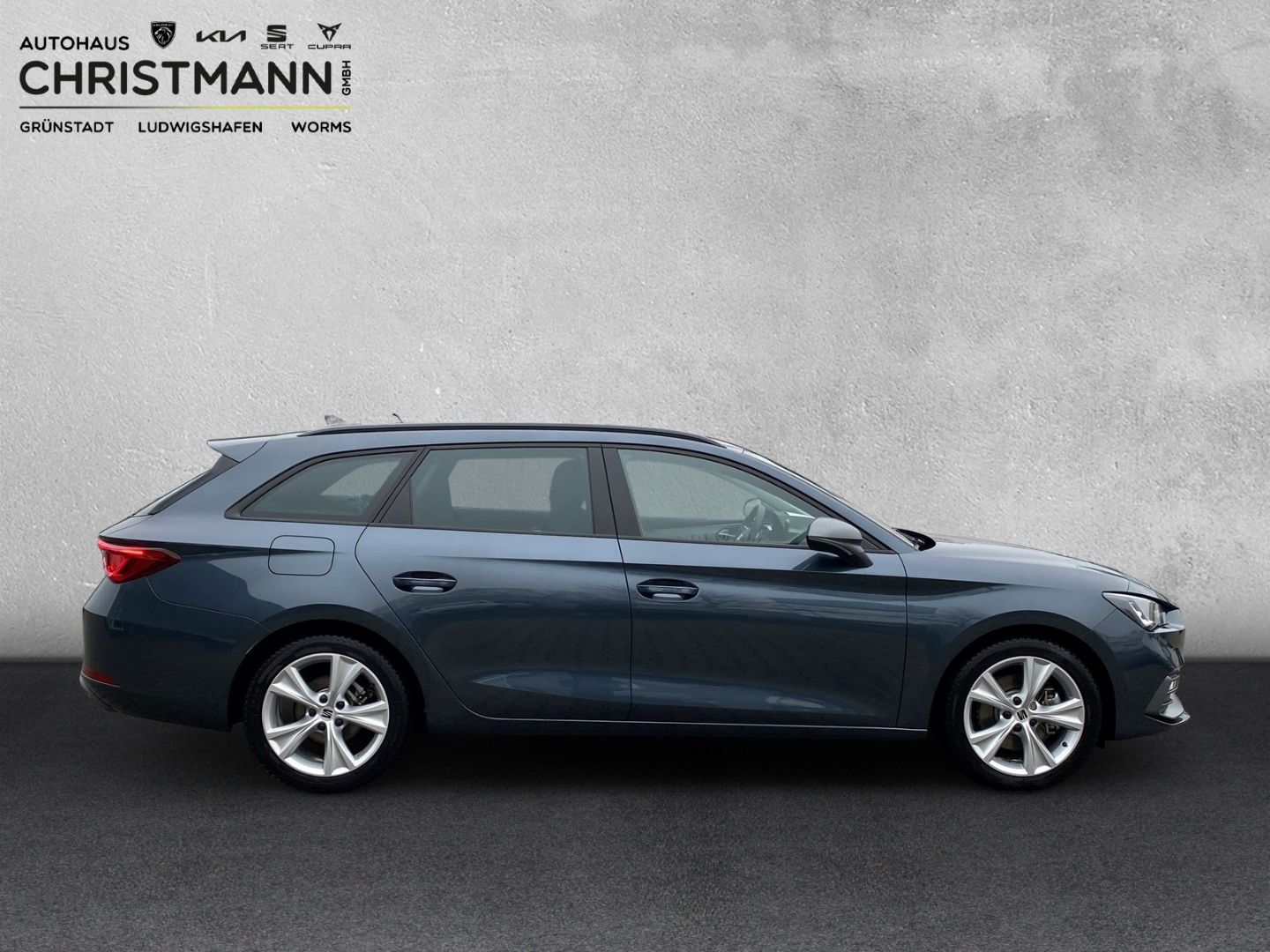Fahrzeugabbildung SEAT Leon Sportstourer FR 2.0 TDI EU6d Navi digitales