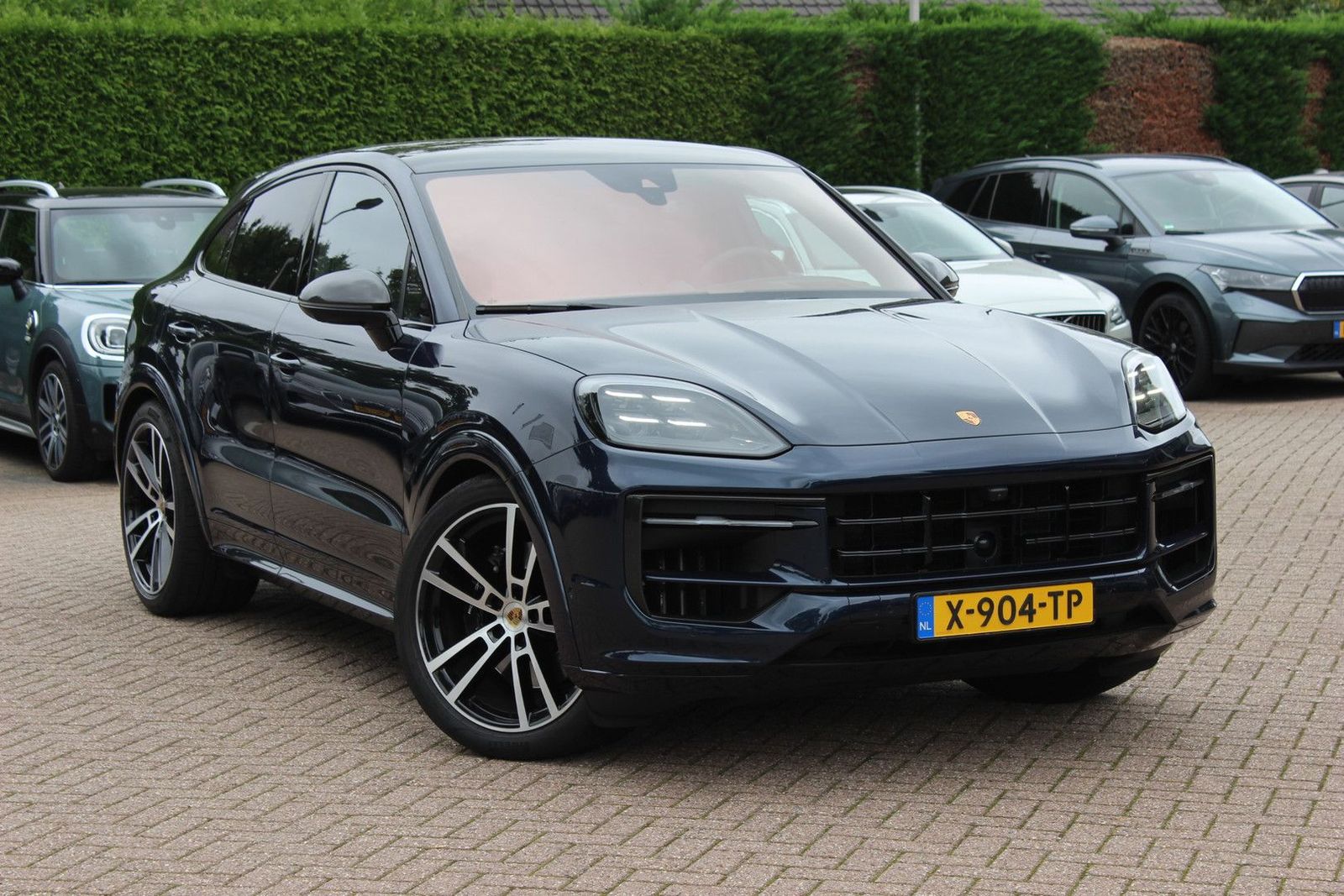 Porsche Cayenne Coupé 3.0 E-Hybrid / SOH 97,1% / Panoram