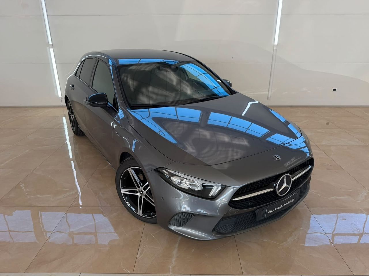 Mercedes-Benz Mercedes-benz A 180 d Sport Extra imagem 2