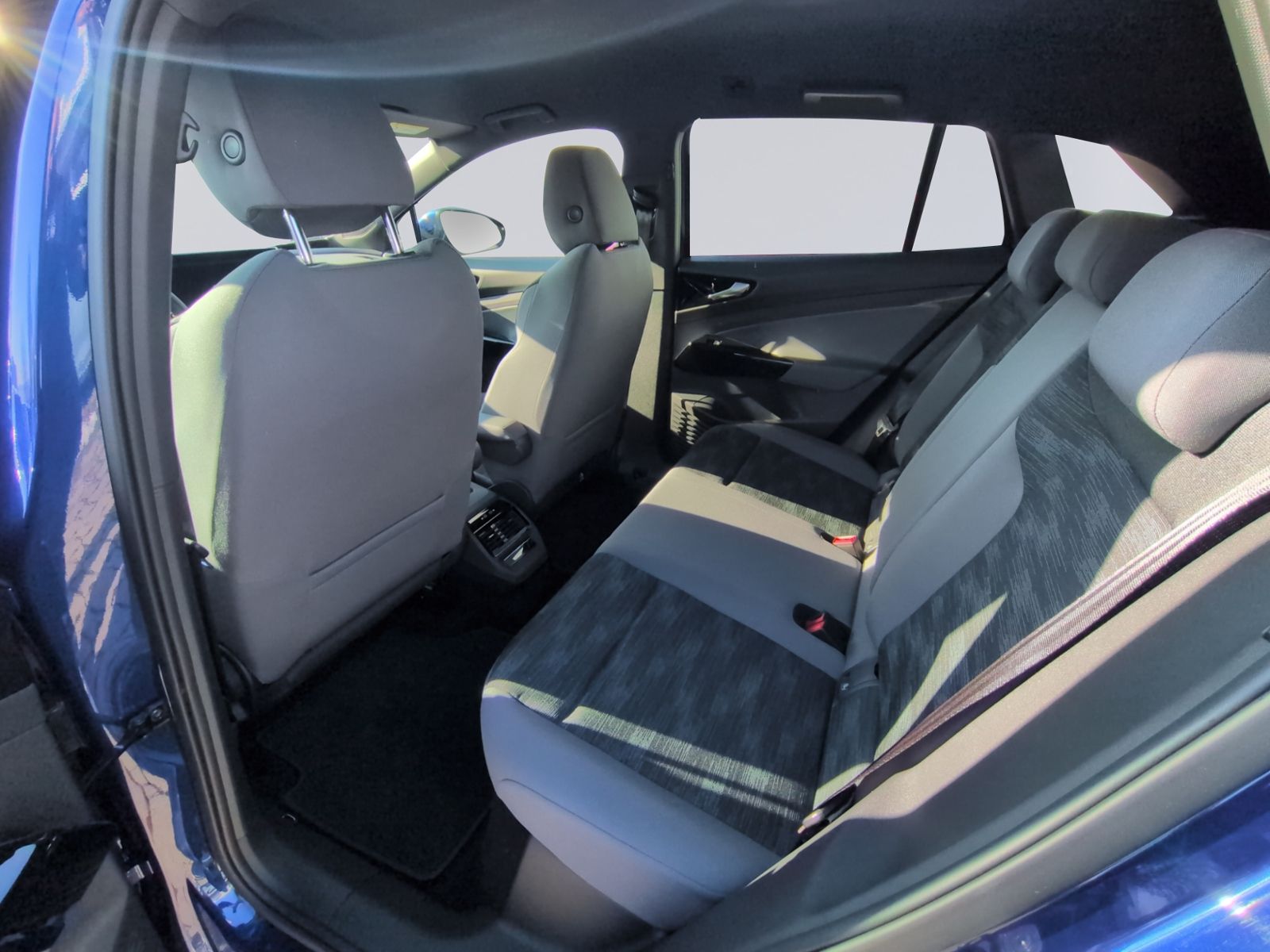 ID.4 Pro WÄRMEPUMPE+AHK+NAVI