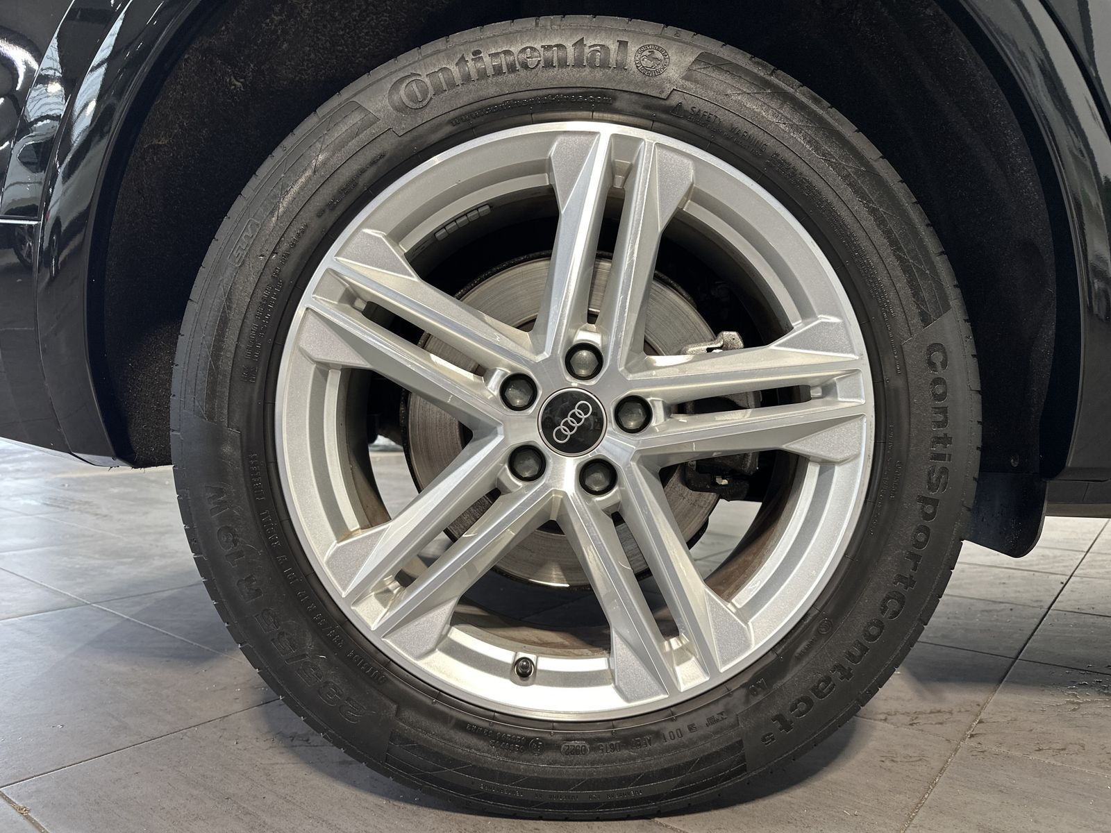 Fahrzeugabbildung Audi Q5 40 TDI Qu S-Line NAV+LED+AHK+VCOCK+KAM+19ZOLL