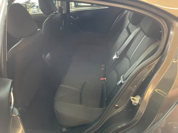 Mazda 3 Lim. Signature + *HUD*NAVI*KAMERA*LKHZ*SZHZ*