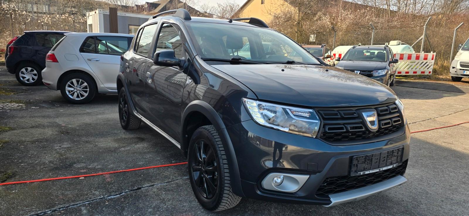 Dacia Sandero II Stepway Celebration*Navi*PDC*Kamera*