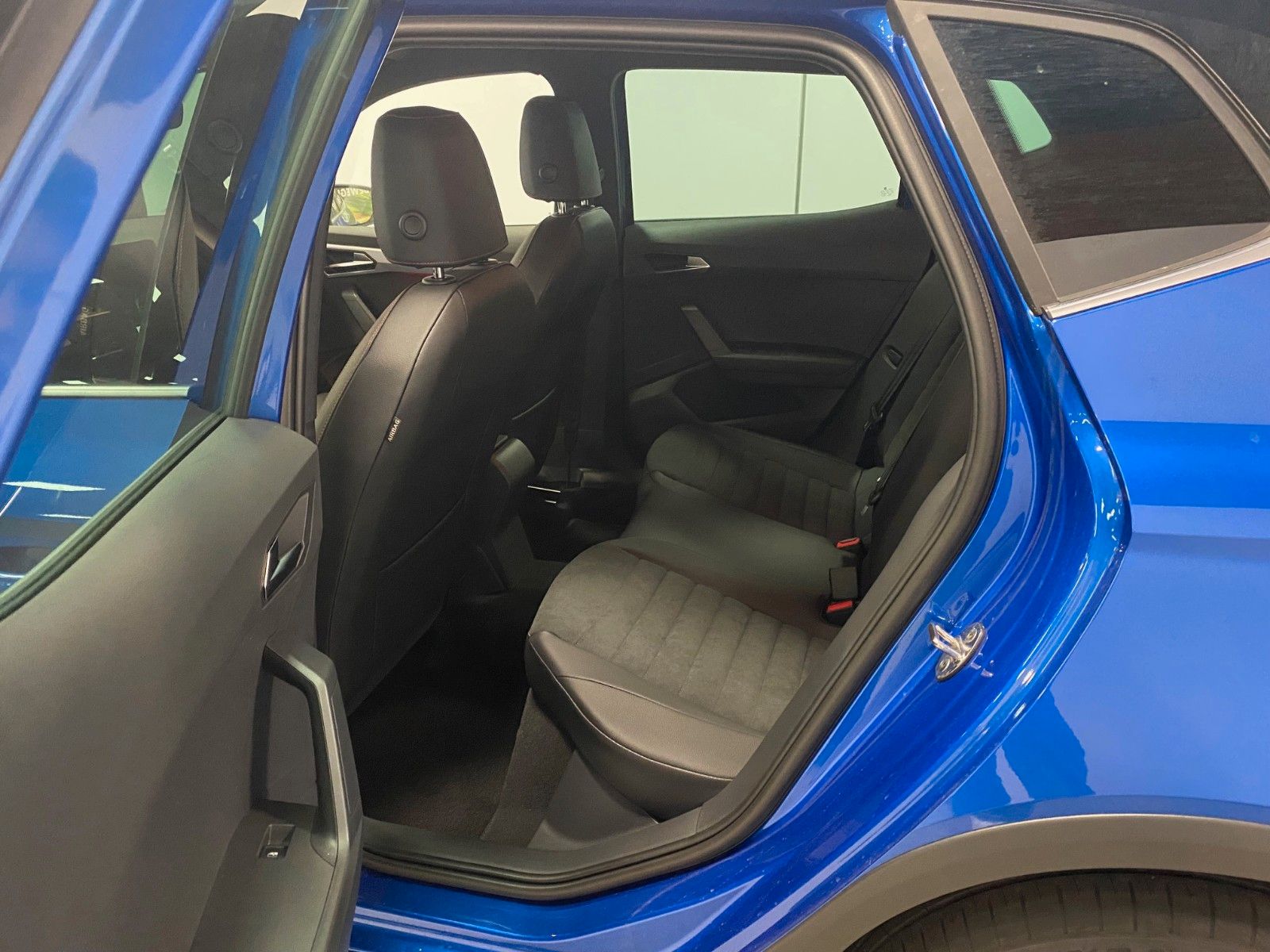Fahrzeugabbildung SEAT Arona 1.0 TSI FR Garantie 2030+voll LED++KAMERA+