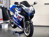 Suzuki GSXR 600 - SUZUKI GSXR 600