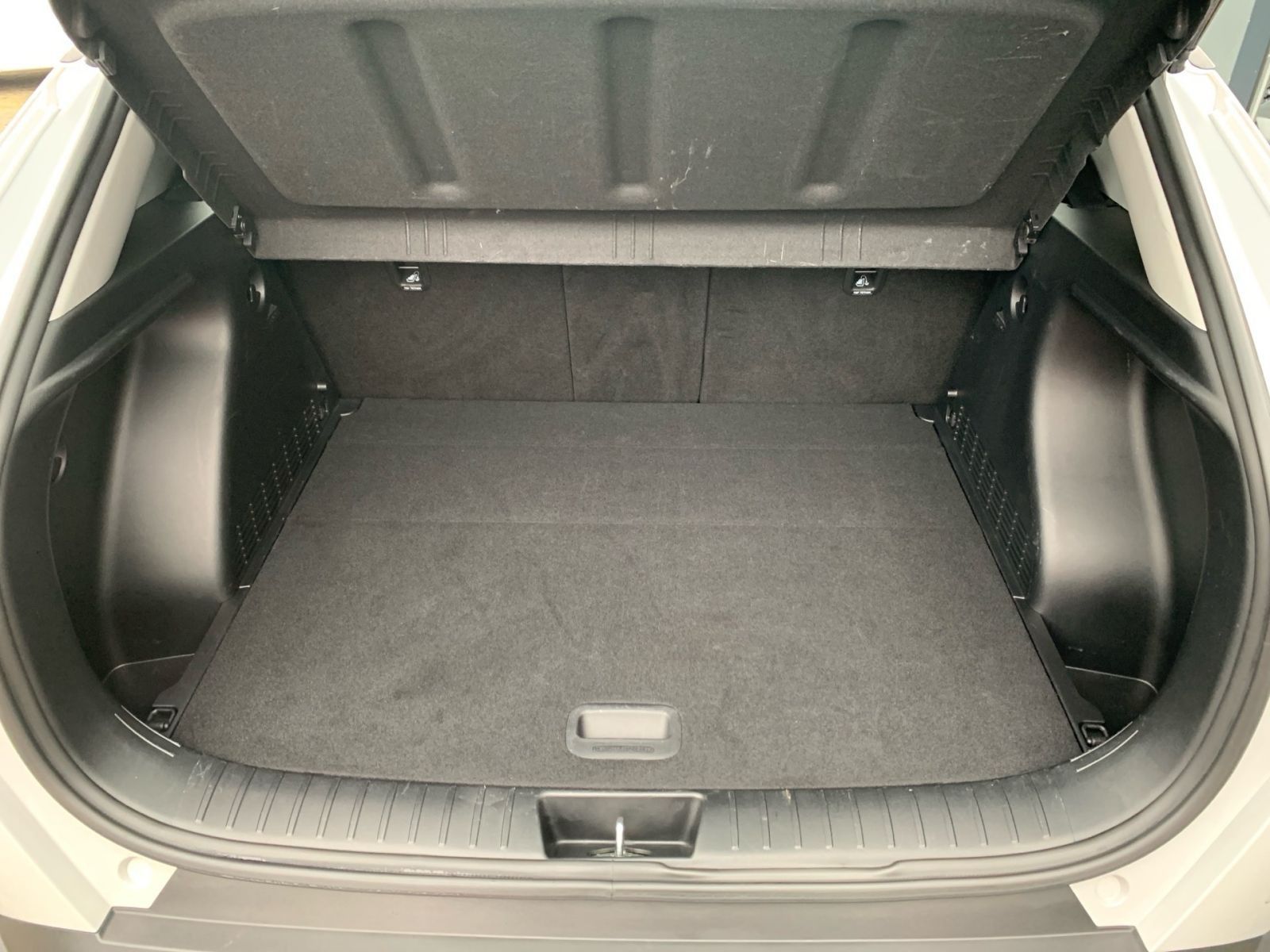 Fahrzeugabbildung Hyundai KONA 1.6 GDI Select Hybrid LED Navi Sitzheizung