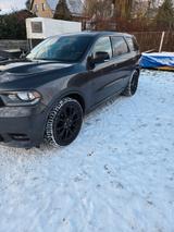 Dodge Durango mit Gasanlage, Fernstart, AHK - : Gasanlage mit