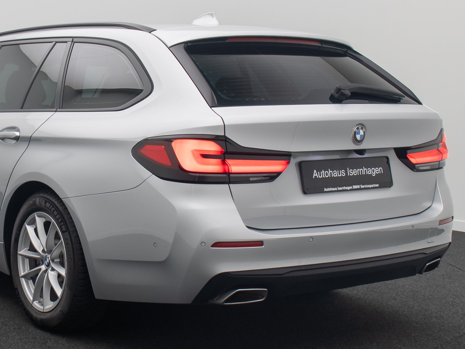 Fahrzeugabbildung BMW 520d Kamera DAB 4xKlima Alarm GeschwindigReg