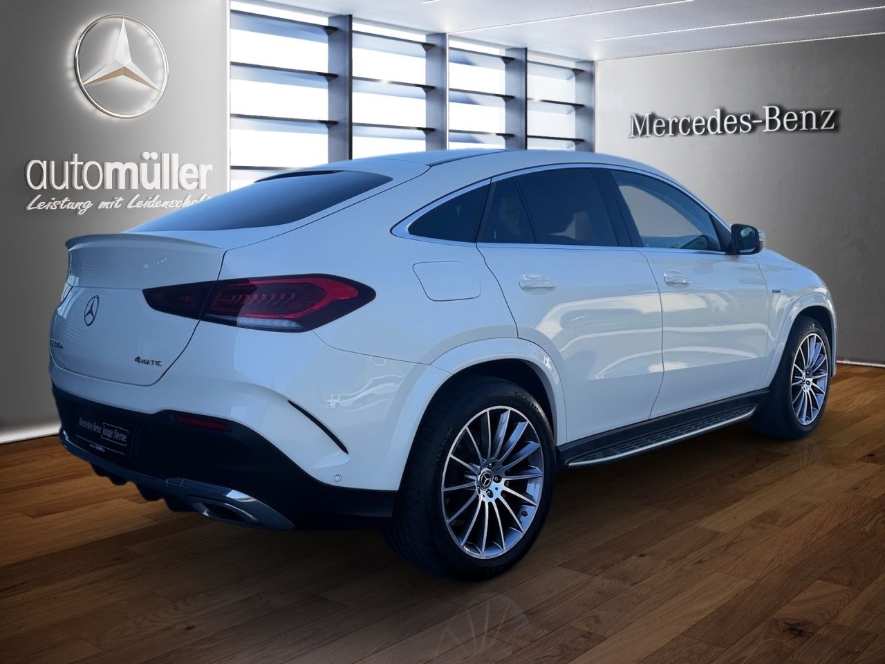 Fahrzeugabbildung Mercedes-Benz GLE 350 e 4M Coupé AMG+AHK+PANO+BUR+MULTIB+CARPL