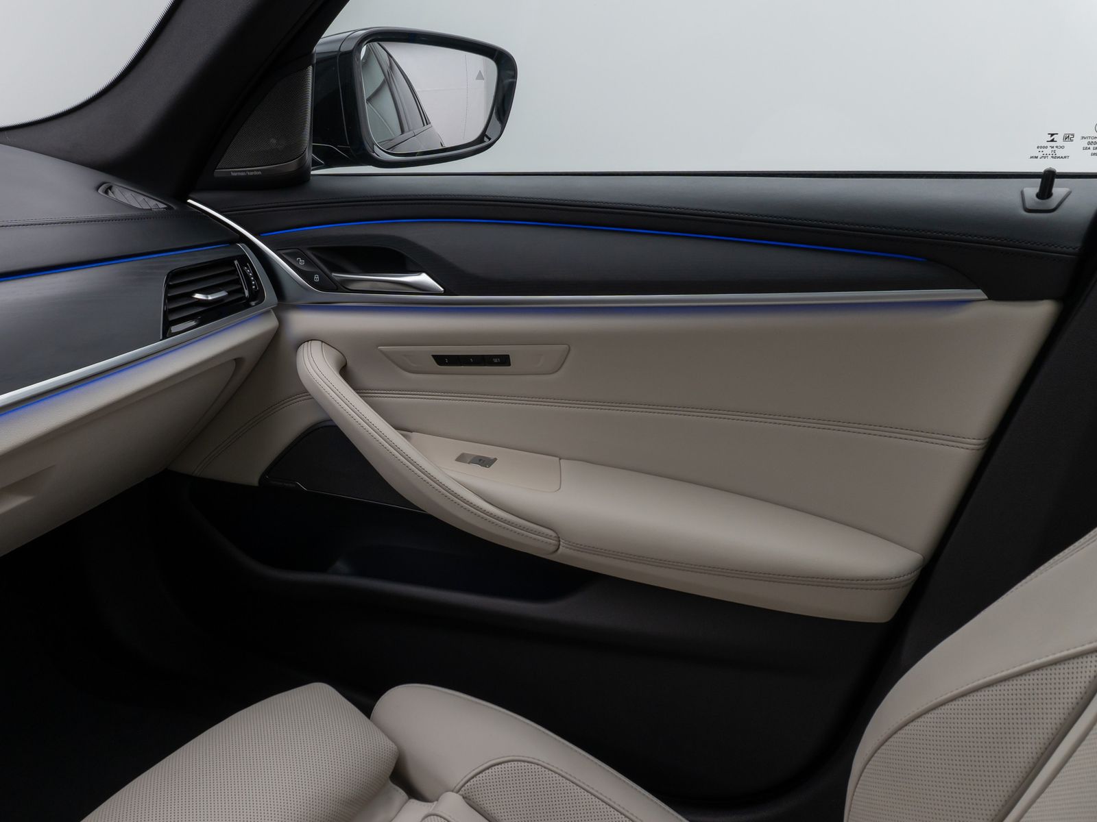 Fahrzeugabbildung BMW 540d xD M Sport Panorama Kamera Laser TV HUD H/K