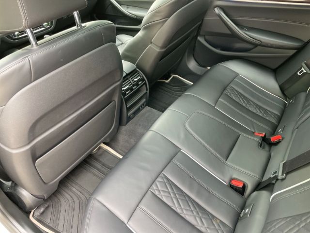 Fahrzeugabbildung BMW 530 i Touring Sport Line Autom. AHK, Leder, Stan