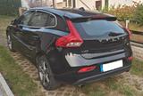 Volvo V40 T3 Momentum mit Top Ausstattung - Volvo V40 mit Benzin-Antrieb: Limousine, Momentum