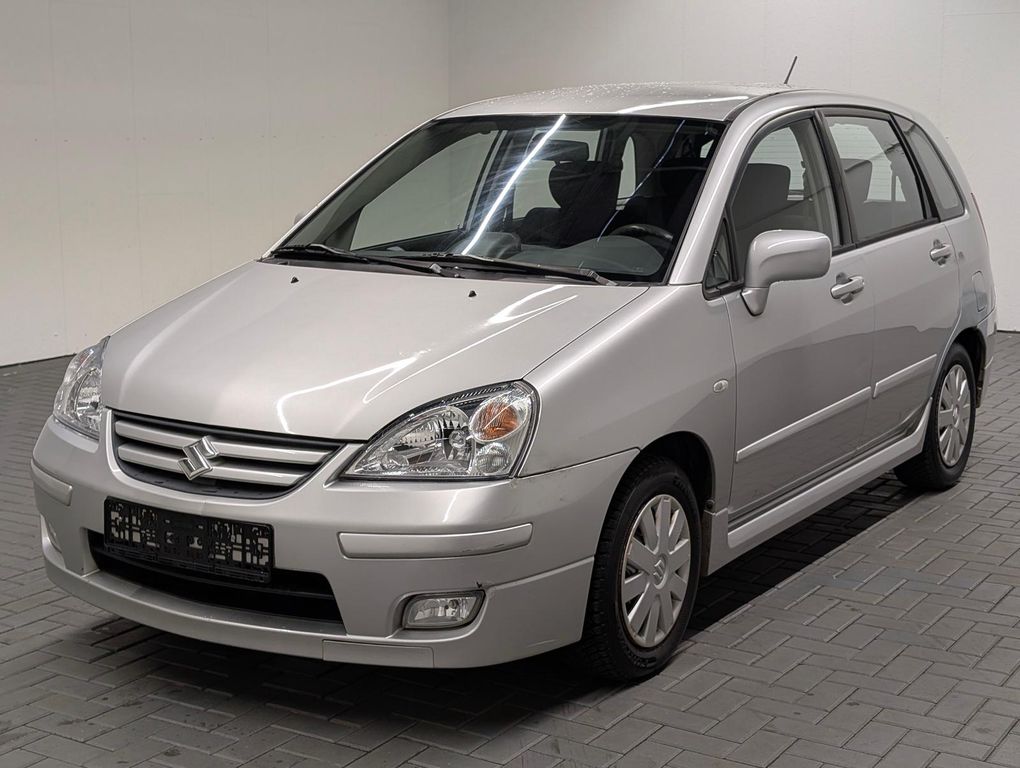 Suzuki Liana