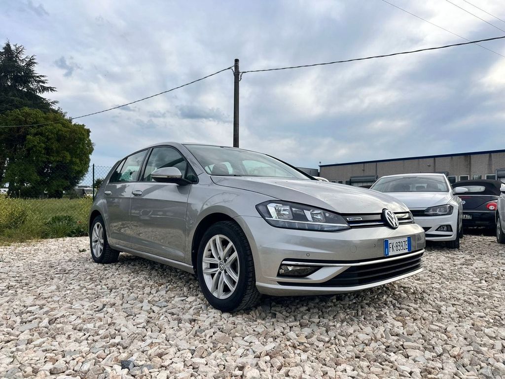 Image of Volkswagen Golf
