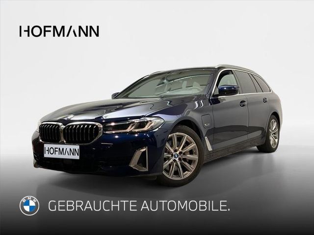 BMW 530e xDrive Touring Luxury Line AHK+Laser+Pano