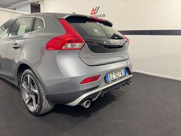 Volvo V40 - 10