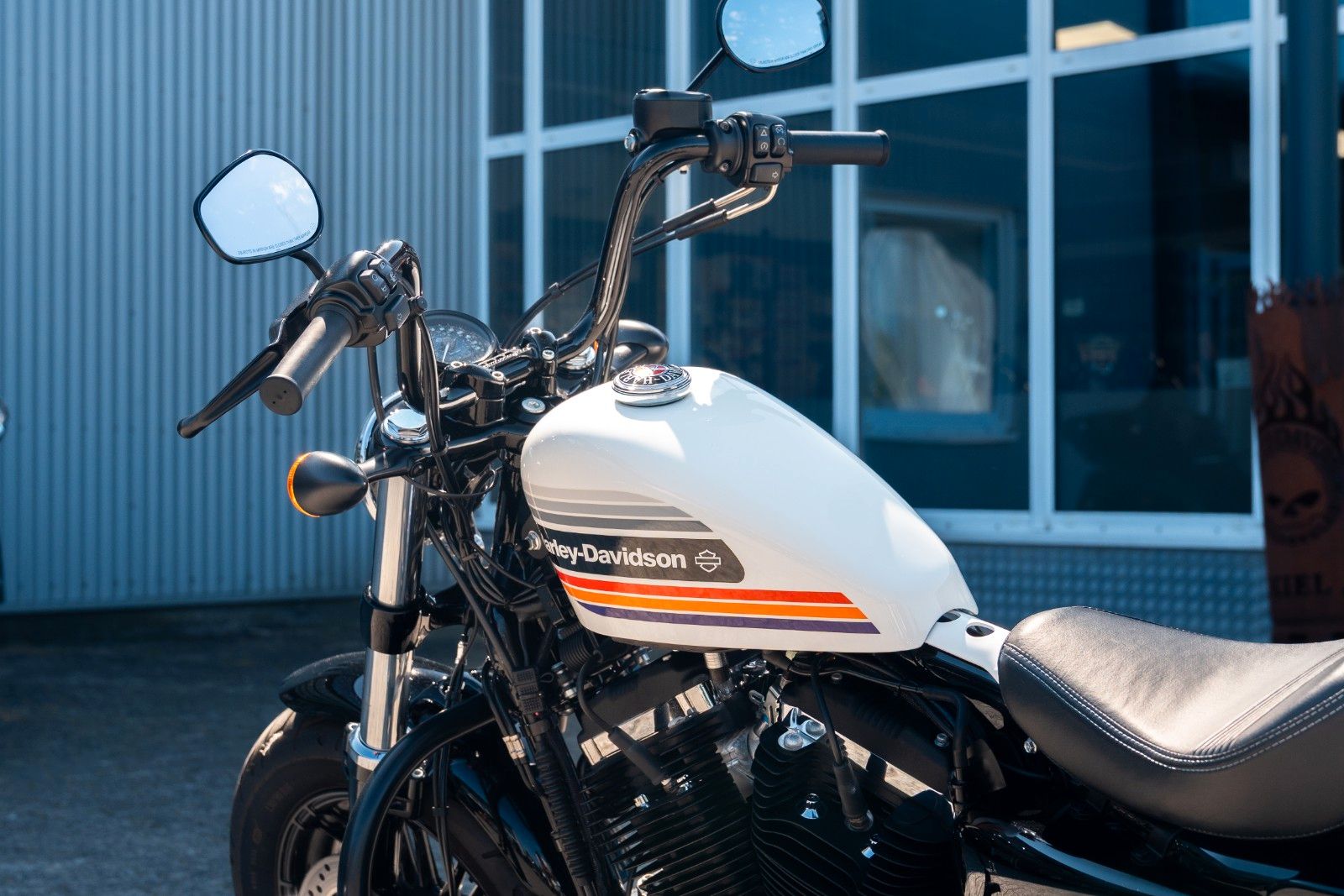 Fahrzeugabbildung Harley-Davidson XL1200XS FORTY-EIGHT SPECIAL - JEKILL&HYDE -