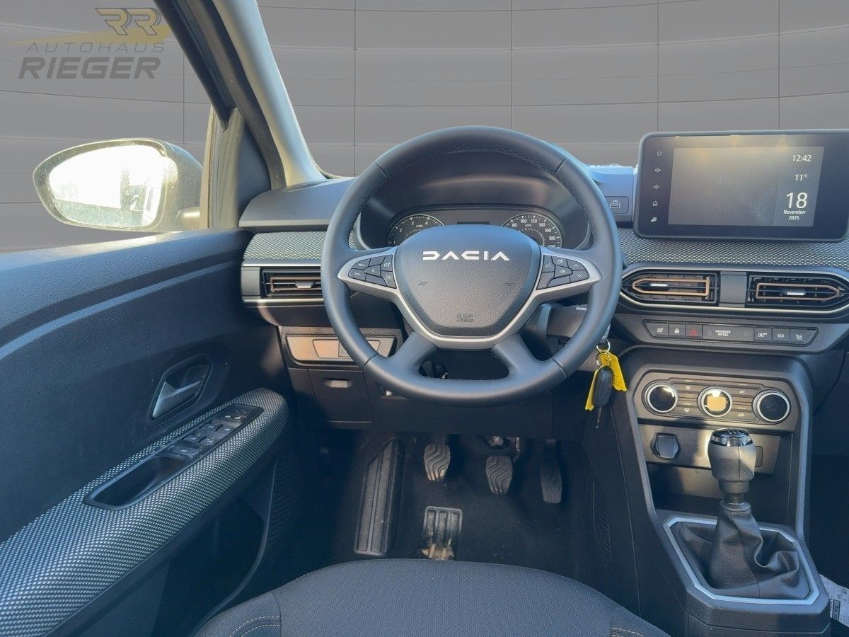 Fahrzeugabbildung Dacia Sandero III Stepway Expression TCe 90