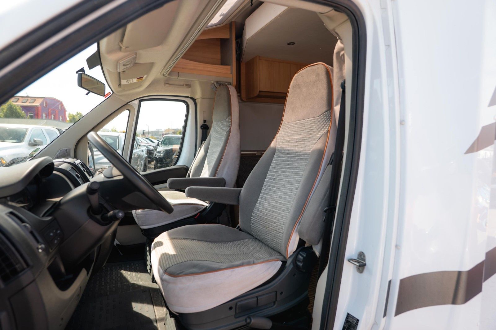 Fahrzeugabbildung Fiat Ducato Alkoven *6 Schlafplätze*Markise*Klima*