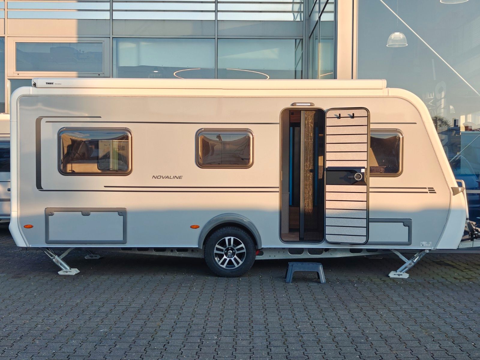 Fahrzeugabbildung HYMER / ERIBA / HYMERCAR Novaline 495 - MESSE-NEUHEIT 2026! -