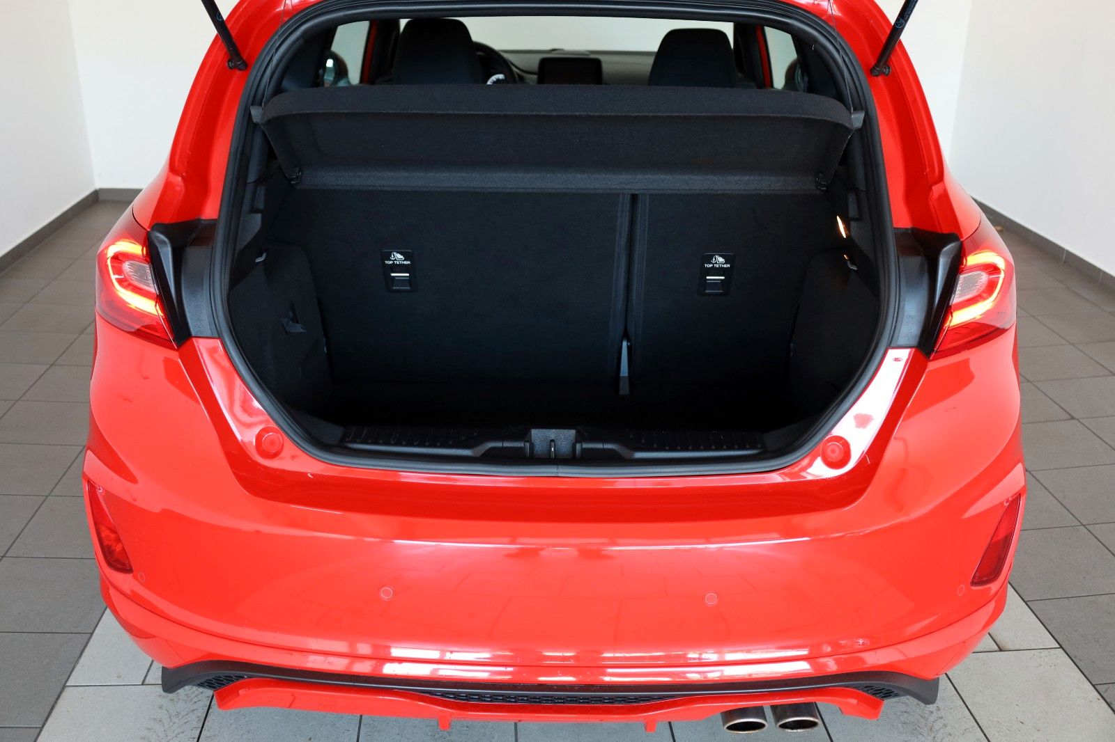 Fahrzeugabbildung Ford Fiesta ST Navi,LED,SH,PDC,Kamera,SR+WR