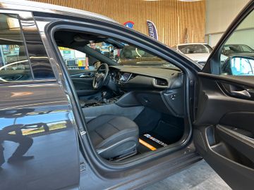 MYAUTOCENTER – Gebraucht- und Jahreswagen mit Werkstattservice in Pfaffenhofen Opel Insignia B Sports Tourer Elegance *TÜV*LED*Navi*