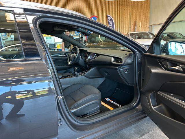 MYAUTOCENTER – Gebraucht- und Jahreswagen mit Werkstattservice in Pfaffenhofen Opel Insignia B Sports Tourer Elegance *TÜV*LED*Navi*