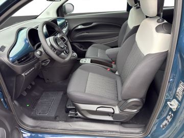 Fiat 500 Cabrio 1.0 FireFly 48 kW Icon Kam.+SHZ+LM