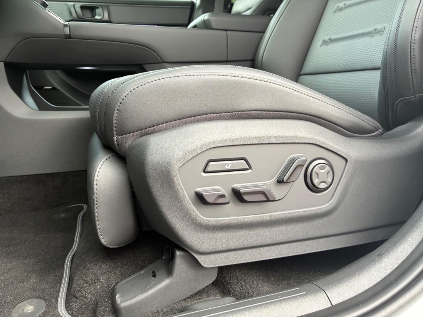 Hyundai SANTA FE - Bild 22