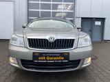 Skoda Octavia Combi Family - Skoda Octavia aus 2012 mit Diesel-Antrieb: Kombi