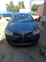 Renault Megan cabrio 1.9 DCI bis Freitag 1300 - Renault Megane aus 2007 mit Diesel-Antrieb