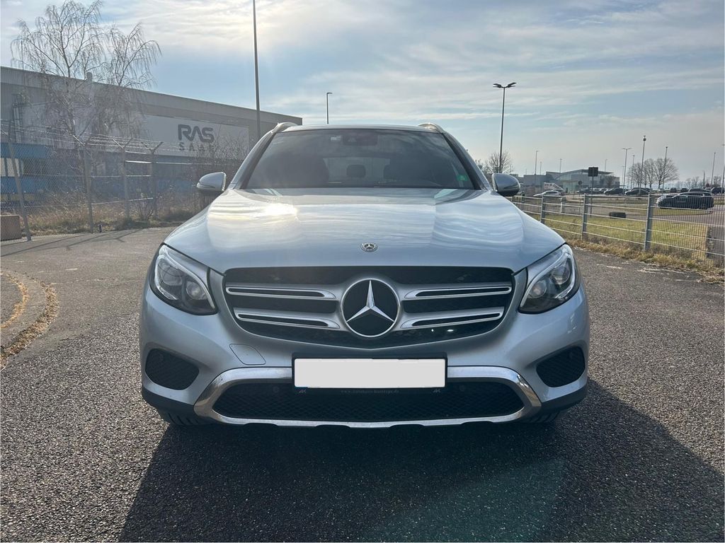 Image of Mercedes-Benz GLC 350