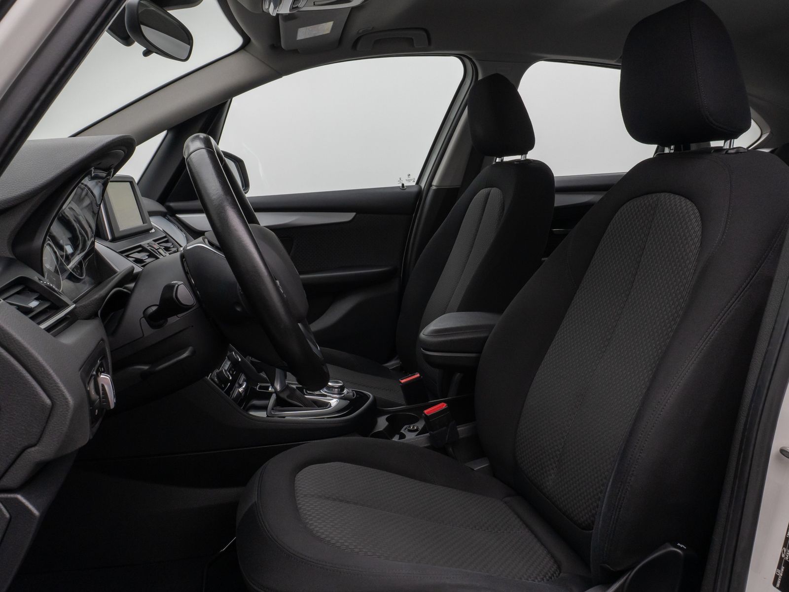 Fahrzeugabbildung BMW 218i Active Tourer Navi Sitzhz Geschwindigkeitsr