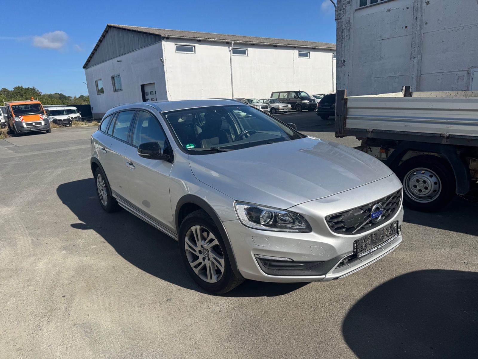 Volvo V60 Cross Country Momentum 1.Hand